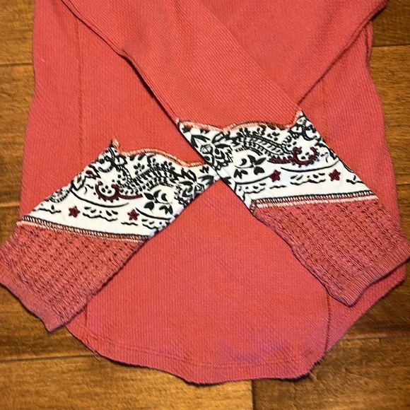 FREE PEOPLE Bandana Cuff Thermal Long Sleeve Top XS ***NOTE*** - Picture 6 of 9